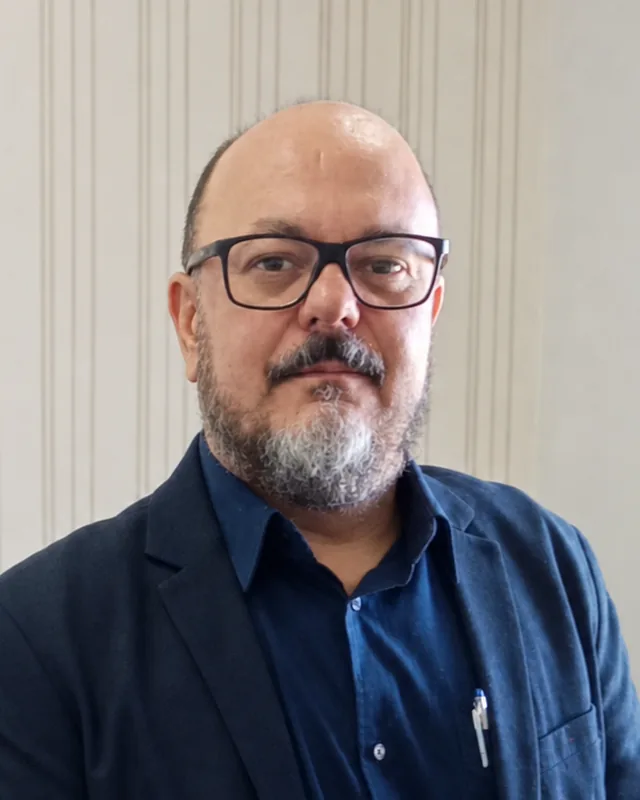 Prof. Esp. Luciano Fusco Nogueira